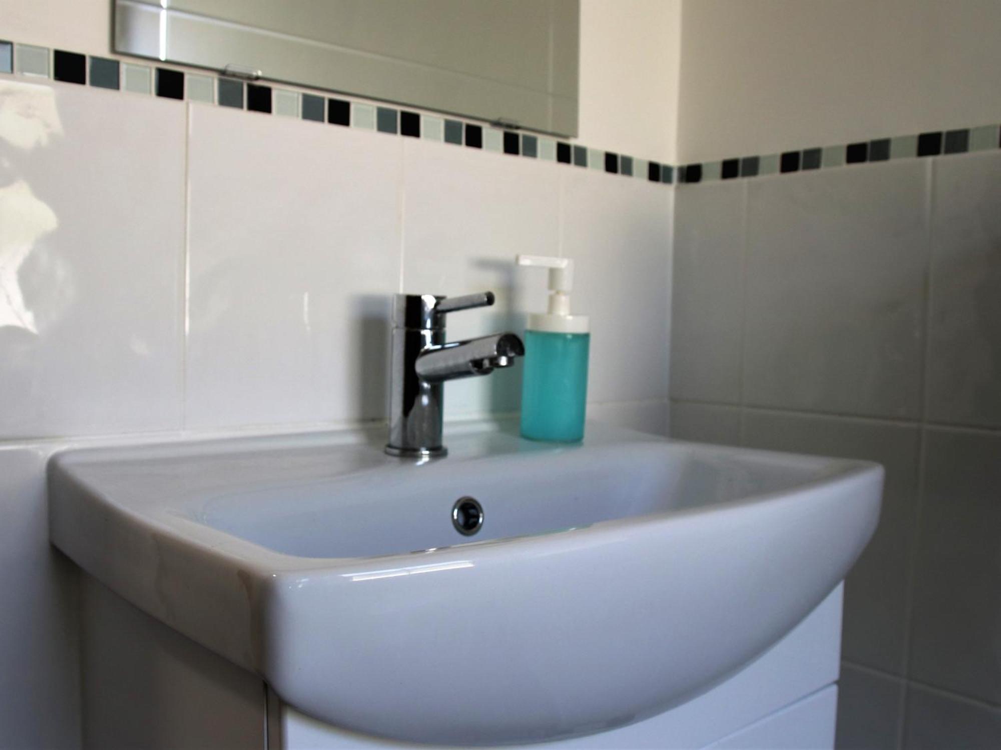 The Swan Inn Southampton Room photo