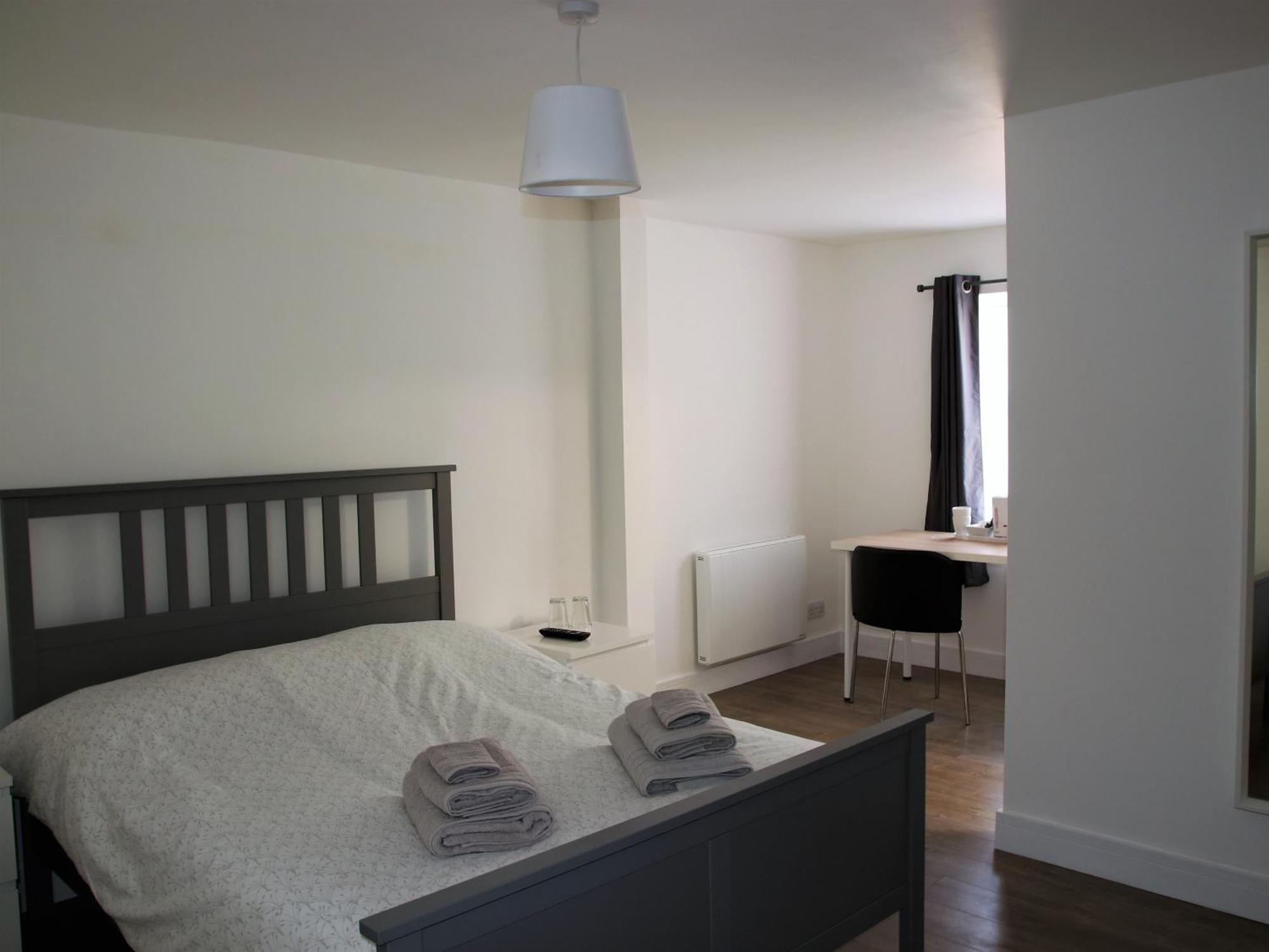 The Swan Inn Southampton Room photo