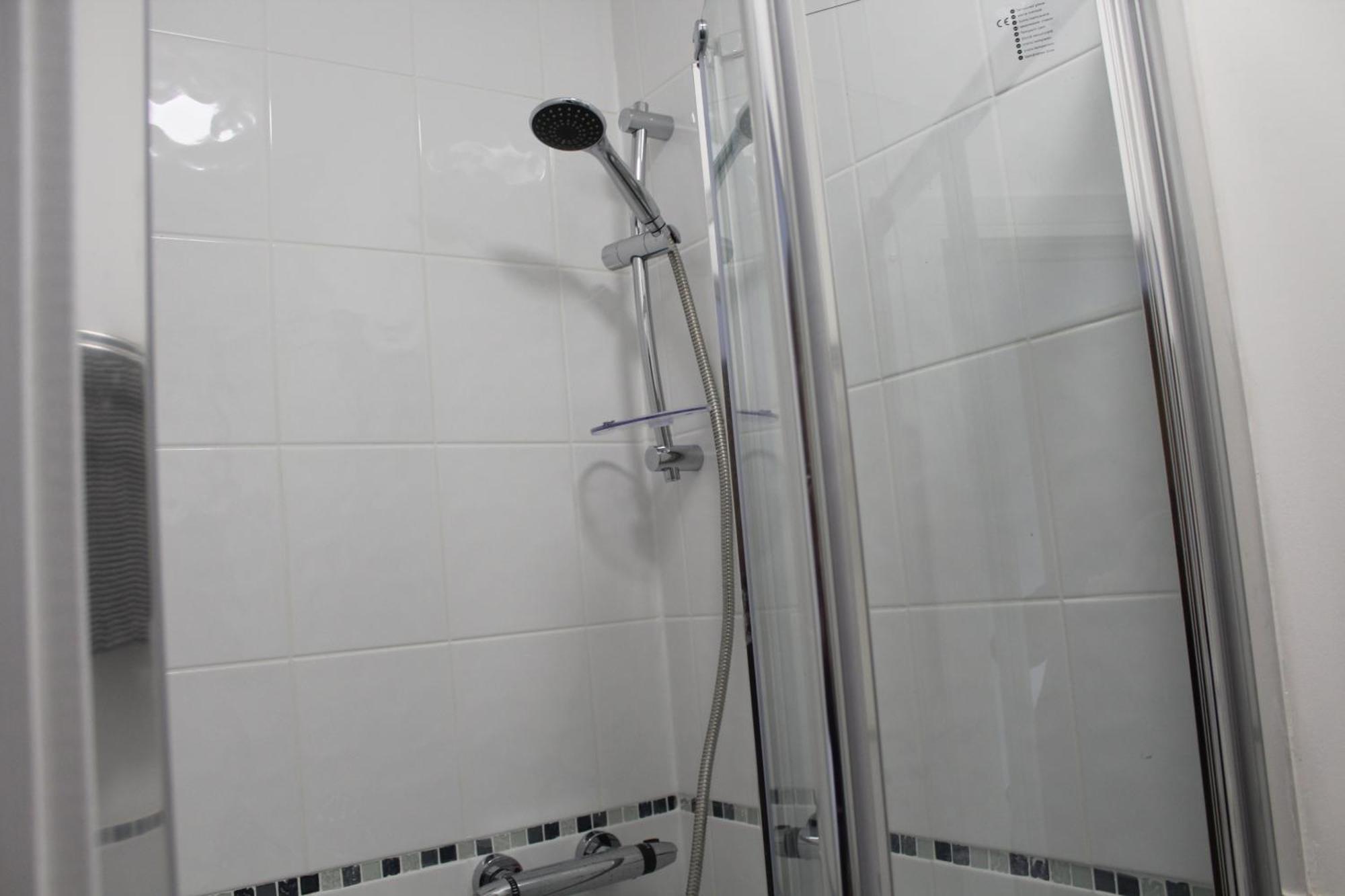The Swan Inn Southampton Room photo