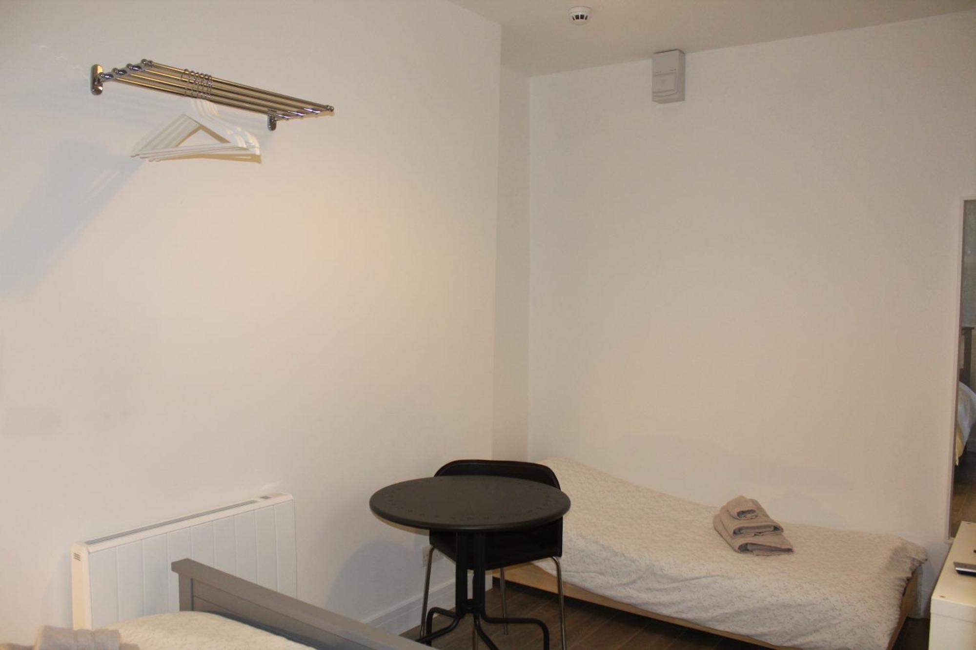 The Swan Inn Southampton Room photo